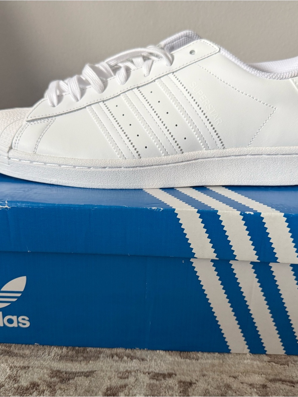 adidas Men’s White Leather Sneaker